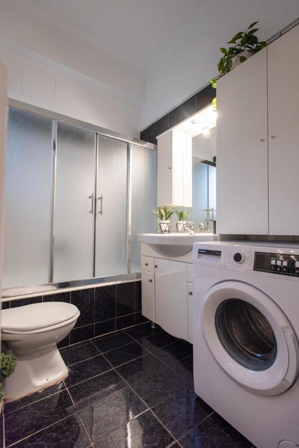 Blue Ark Wanderlust Apartment Athens Luaran gambar